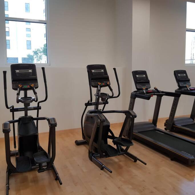 אבו דאבי B1 Studio In Yas With Canal View מראה חיצוני תמונה