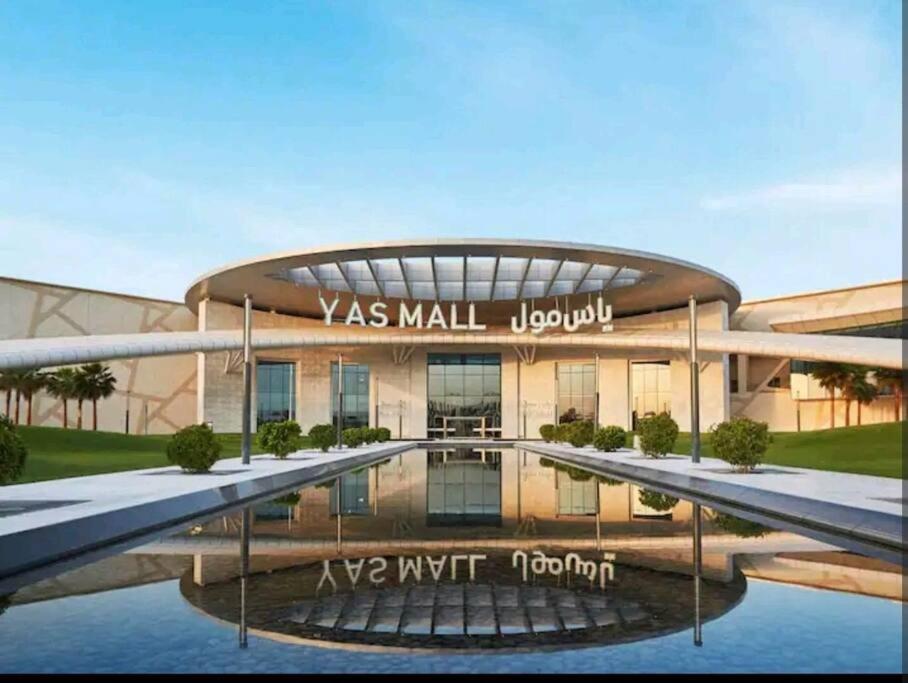 אבו דאבי B1 Studio In Yas With Canal View מראה חיצוני תמונה
